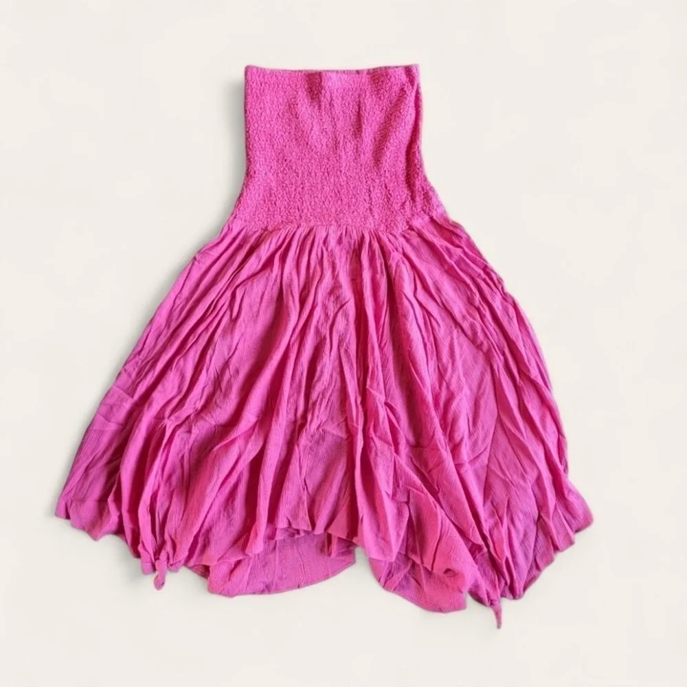 Elegant Pink Strapless Dress - Picture 3 of 11